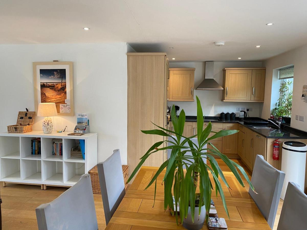 Ohana House - Unbeatable Location - Uk'S Best Beaches New Quay Exteriör bild